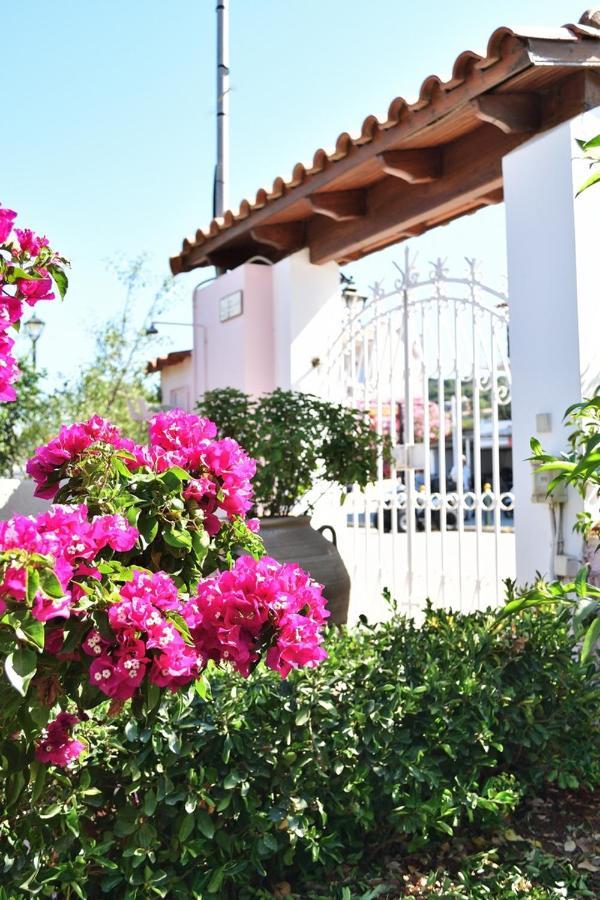 Tzivras Villa & Apartments Lászi Kültér fotó