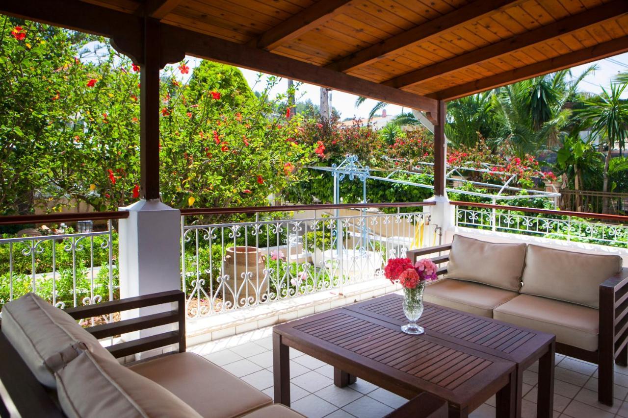 Tzivras Villa & Apartments Lászi Kültér fotó