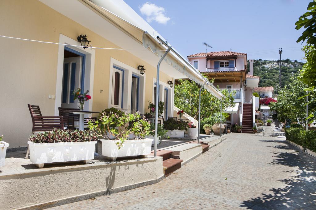 Tzivras Villa & Apartments Lászi Kültér fotó