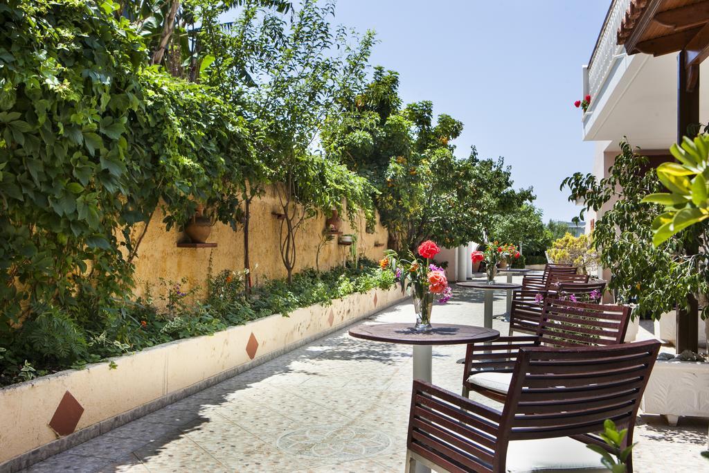 Tzivras Villa & Apartments Lászi Kültér fotó